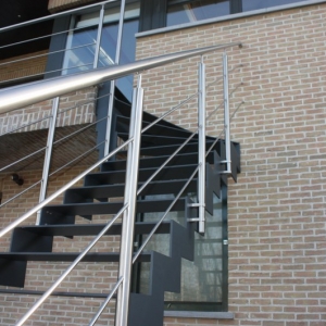 inox trapleuning met dwarsstaven