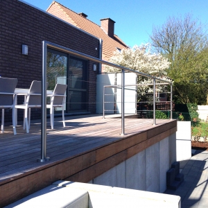 Vigo inox balustrade met horizontale kabeltjes