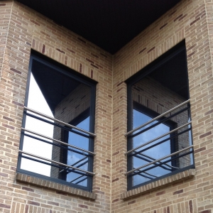 Parni raambalustrade met inox buizen